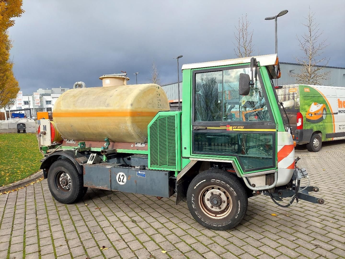 8207583_56178348.jpg Tracteur Kiefer Boki HY1251 – Image 1